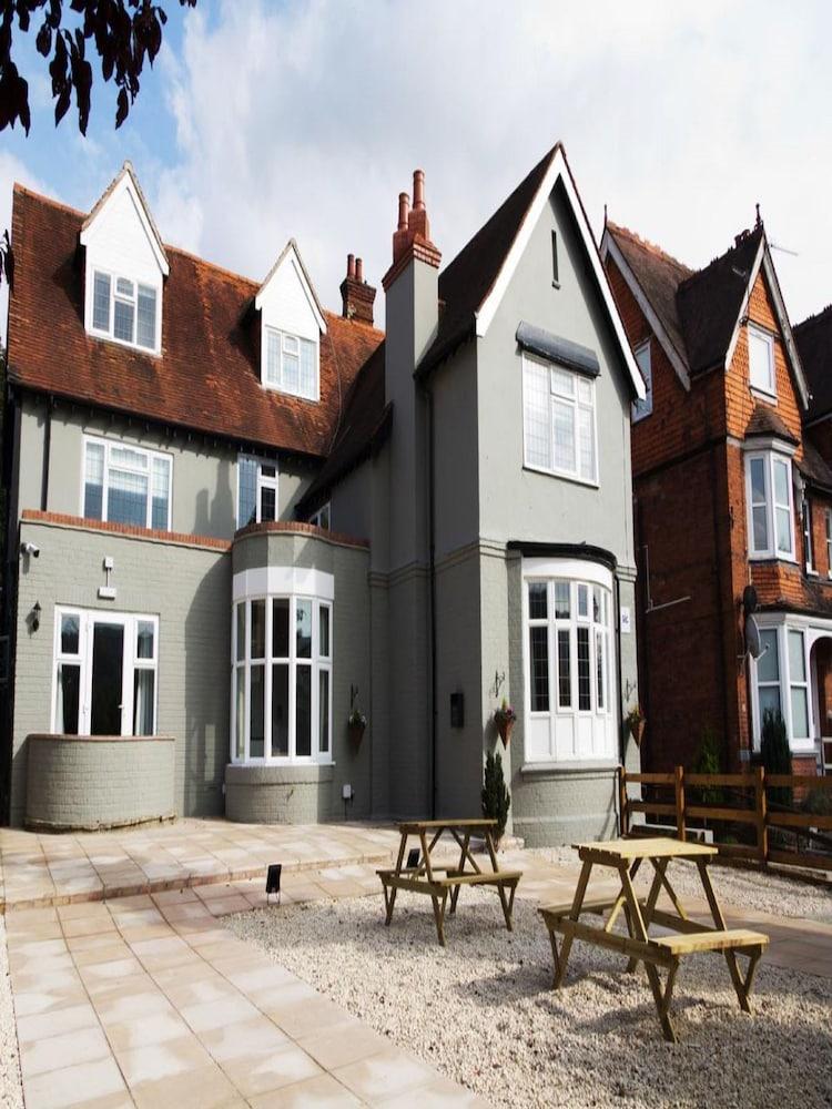 Rye Court Hotel High Wycombe Exterior photo